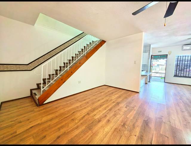 3 BEDROOM TOWNHOUSE FOR SALE IN VAALPARK